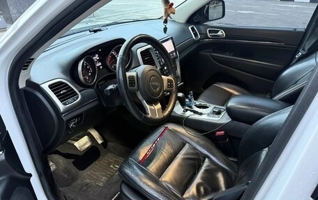 Jeep Grand Cherokee, 2012 год, 1 555 000 рублей, 10 фотография