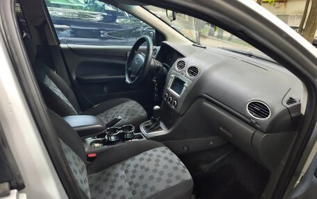Ford Focus II рестайлинг, 2005 год, 320 000 рублей, 5 фотография