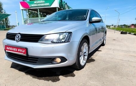 Volkswagen Jetta VI, 2014 год, 1 050 000 рублей, 1 фотография