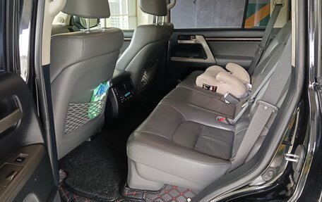 Toyota Land Cruiser 200, 2008 год, 2 850 000 рублей, 4 фотография