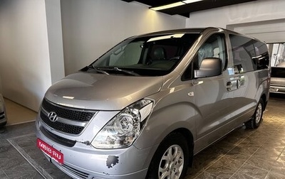 Hyundai Grand Starex Grand Starex I рестайлинг 2, 2015 год, 1 350 000 рублей, 1 фотография