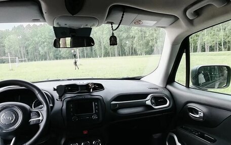 Jeep Renegade I рестайлинг, 2016 год, 1 400 000 рублей, 4 фотография