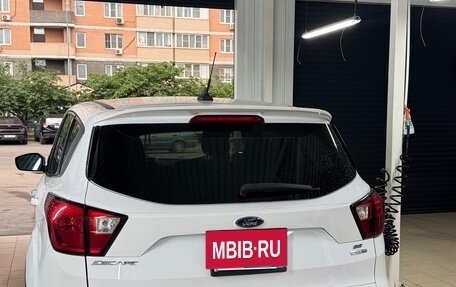Ford Escape III, 2018 год, 800 000 рублей, 10 фотография