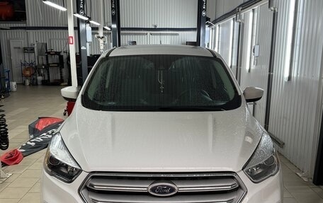 Ford Escape III, 2018 год, 800 000 рублей, 11 фотография