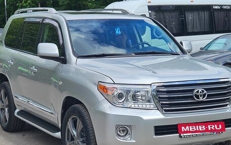 Toyota Land Cruiser 200, 2011 год, 2 500 000 рублей, 12 фотография
