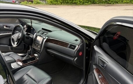 Toyota Camry, 2016 год, 2 550 000 рублей, 9 фотография