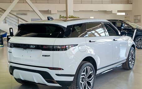 Land Rover Range Rover Evoque II, 2025 год, 5 650 000 рублей, 5 фотография