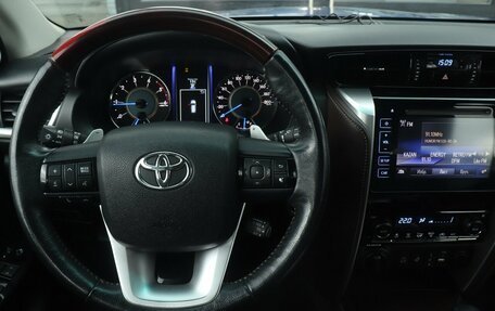 Toyota Fortuner II, 2017 год, 4 250 000 рублей, 13 фотография