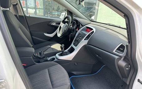 Opel Astra J, 2012 год, 720 000 рублей, 7 фотография
