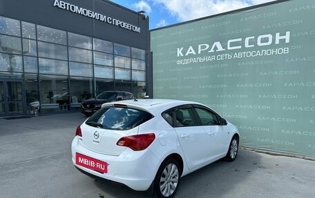 Opel Astra J, 2012 год, 720 000 рублей, 2 фотография