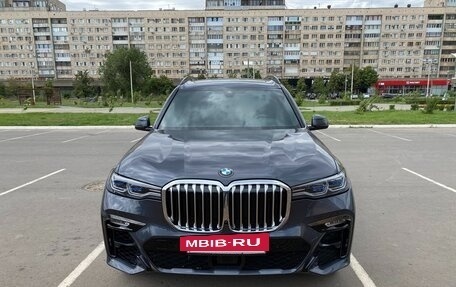 BMW X7, 2021 год, 10 900 000 рублей, 6 фотография