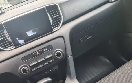 KIA Sportage IV рестайлинг, 2016 год, 2 150 000 рублей, 10 фотография
