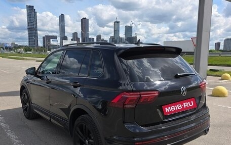 Volkswagen Tiguan II, 2021 год, 3 450 000 рублей, 2 фотография