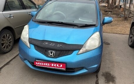 Honda Fit III, 2009 год, 620 000 рублей, 3 фотография