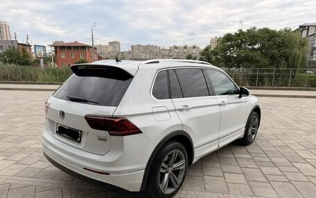 Volkswagen Tiguan II, 2017 год, 3 050 000 рублей, 5 фотография