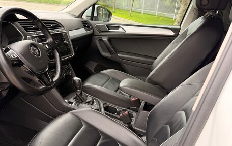 Volkswagen Tiguan II, 2017 год, 3 050 000 рублей, 15 фотография