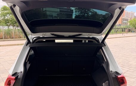 Volkswagen Tiguan II, 2017 год, 3 050 000 рублей, 18 фотография