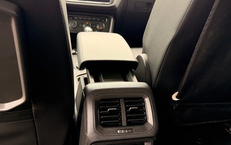 Volkswagen Tiguan II, 2017 год, 3 050 000 рублей, 16 фотография
