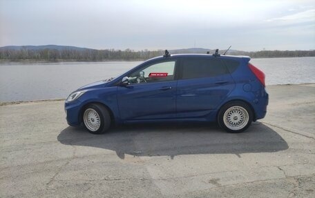 Hyundai Solaris II рестайлинг, 2011 год, 760 000 рублей, 4 фотография