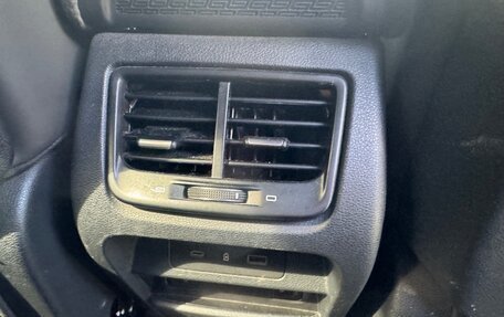 Geely Tugella FY11, 2022 год, 2 700 000 рублей, 13 фотография