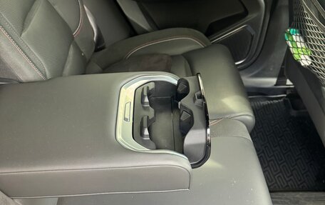 Geely Tugella FY11, 2022 год, 2 700 000 рублей, 17 фотография