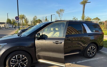 KIA Carnival, 2020 год, 4 500 000 рублей, 3 фотография