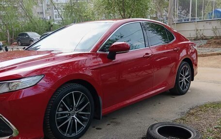 Toyota Camry, 2021 год, 3 250 000 рублей, 3 фотография