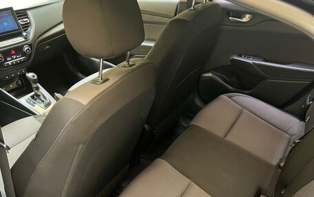 Hyundai Solaris II рестайлинг, 2021 год, 1 400 000 рублей, 8 фотография