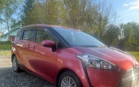 Toyota Sienta II, 2015 год, 1 120 000 рублей, 2 фотография