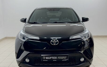 Toyota C-HR I рестайлинг, 2019 год, 2 380 000 рублей, 2 фотография