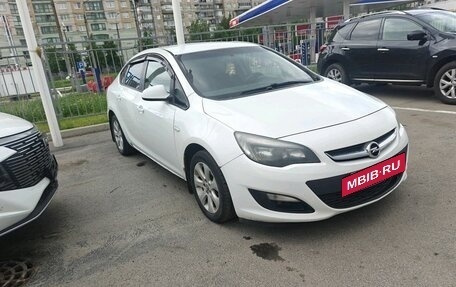 Opel Astra J, 2014 год, 529 000 рублей, 2 фотография