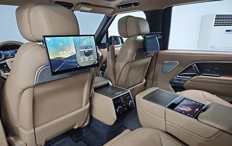 Land Rover Range Rover IV рестайлинг, 2023 год, 16 500 000 рублей, 9 фотография