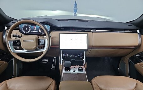 Land Rover Range Rover IV рестайлинг, 2023 год, 16 500 000 рублей, 10 фотография