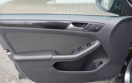Volkswagen Jetta VI, 2014 год, 1 020 000 рублей, 14 фотография