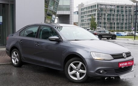 Volkswagen Jetta VI, 2014 год, 1 020 000 рублей, 3 фотография
