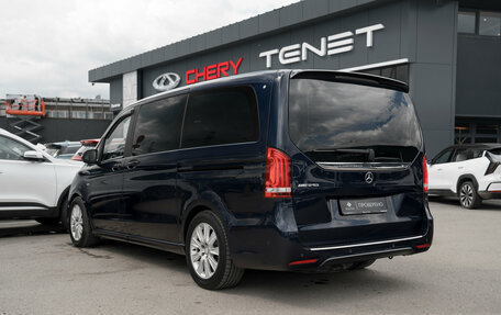 Mercedes-Benz V-Класс, 2016 год, 3 345 000 рублей, 4 фотография