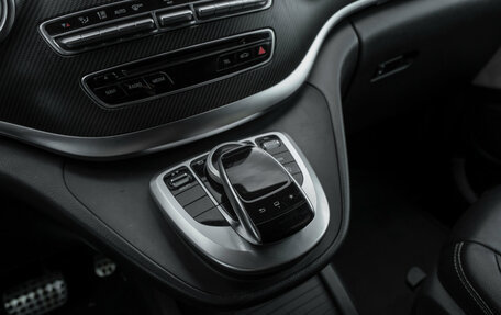 Mercedes-Benz V-Класс, 2016 год, 3 345 000 рублей, 15 фотография