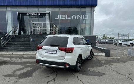 Mitsubishi Outlander III рестайлинг 3, 2015 год, 2 100 000 рублей, 5 фотография