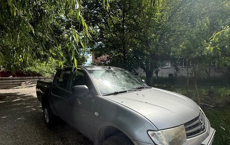 Mitsubishi L200 IV рестайлинг, 2015 год, 1 550 000 рублей, 10 фотография