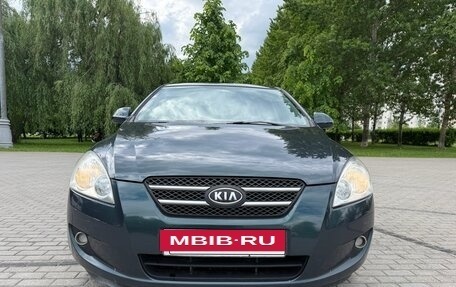 KIA cee'd I рестайлинг, 2009 год, 690 000 рублей, 3 фотография