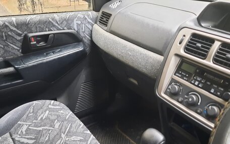 Mitsubishi Pajero iO, 1999 год, 530 000 рублей, 2 фотография