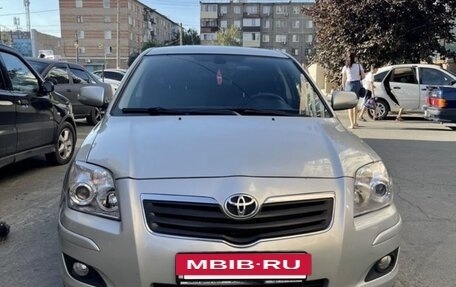Toyota Avensis III рестайлинг, 2006 год, 800 000 рублей, 2 фотография