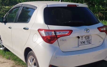 Toyota Vitz, 2019 год, 1 400 000 рублей, 2 фотография
