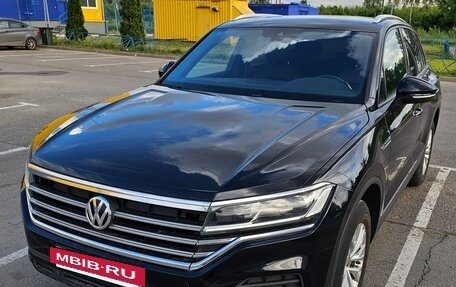 Volkswagen Touareg III, 2018 год, 4 600 000 рублей, 2 фотография
