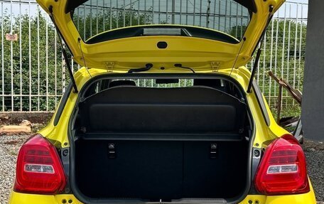 Suzuki Swift V, 2023 год, 1 340 000 рублей, 9 фотография