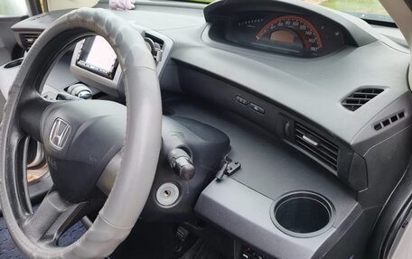 Honda Freed I, 2010 год, 900 000 рублей, 27 фотография