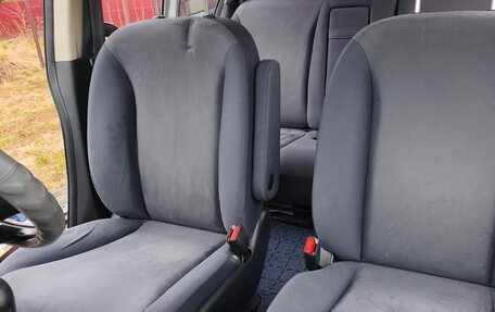 Honda Freed I, 2010 год, 900 000 рублей, 30 фотография