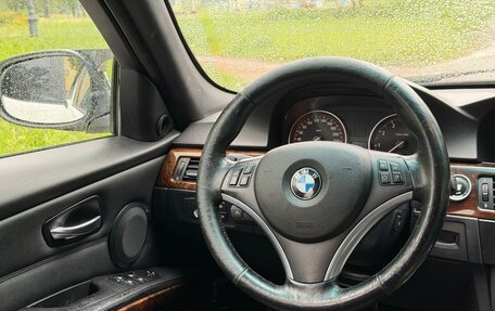 BMW 3 серия, 2009 год, 950 000 рублей, 8 фотография
