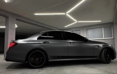 Mercedes-Benz E-Класс AMG, 2019 год, 5 745 000 рублей, 4 фотография