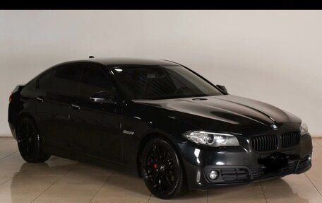 BMW 5 серия, 2015 год, 2 250 000 рублей, 2 фотография